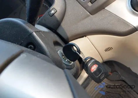 2010 Hyundai Elantra Gls z USA, uszkodzony, nr VIN KMHDU4AD6AU836478